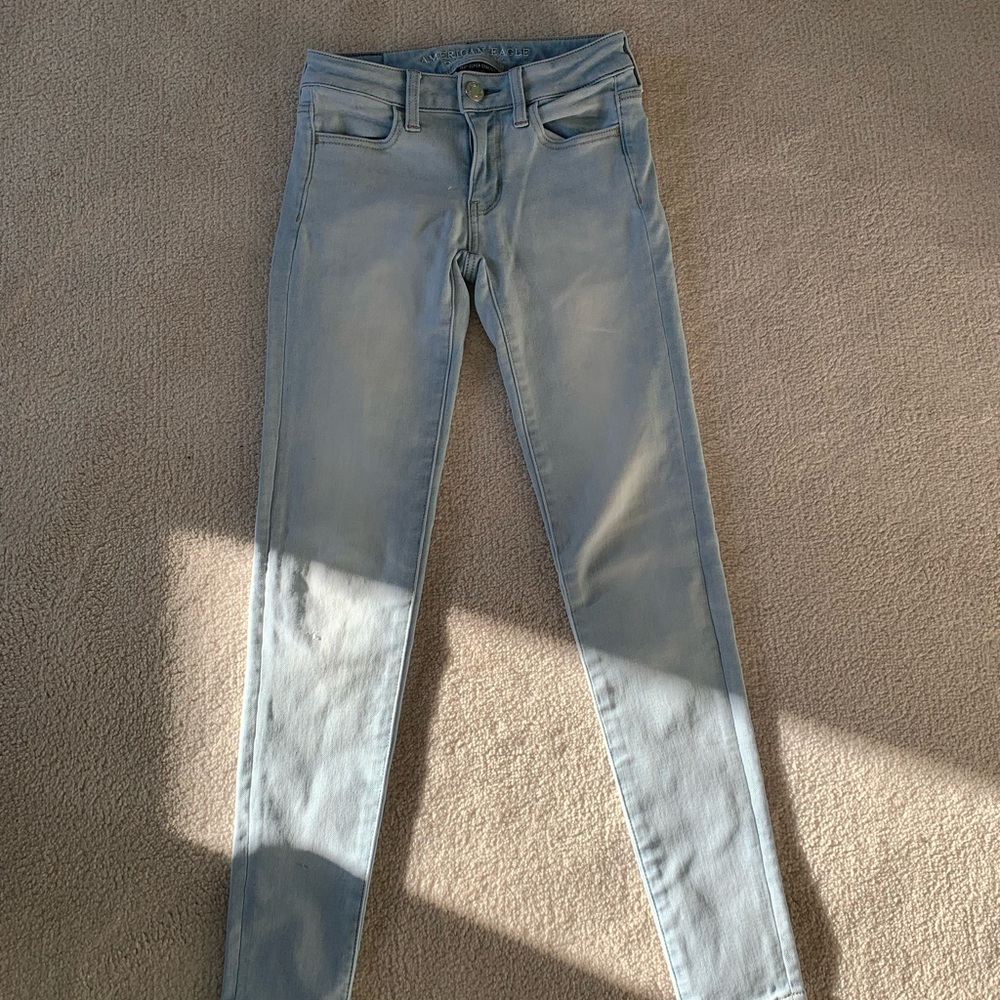 AE skinny jeans // US 0